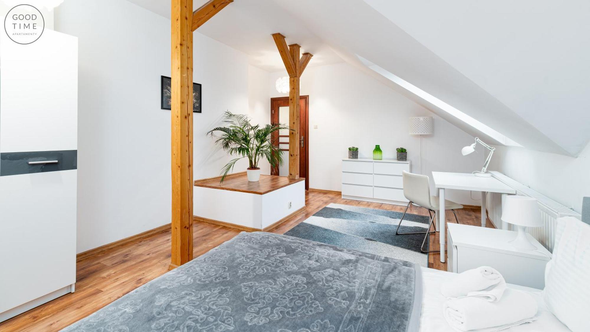 Apartamenty Kora Cieplice เยเลเนียกูรา ภายนอก รูปภาพ